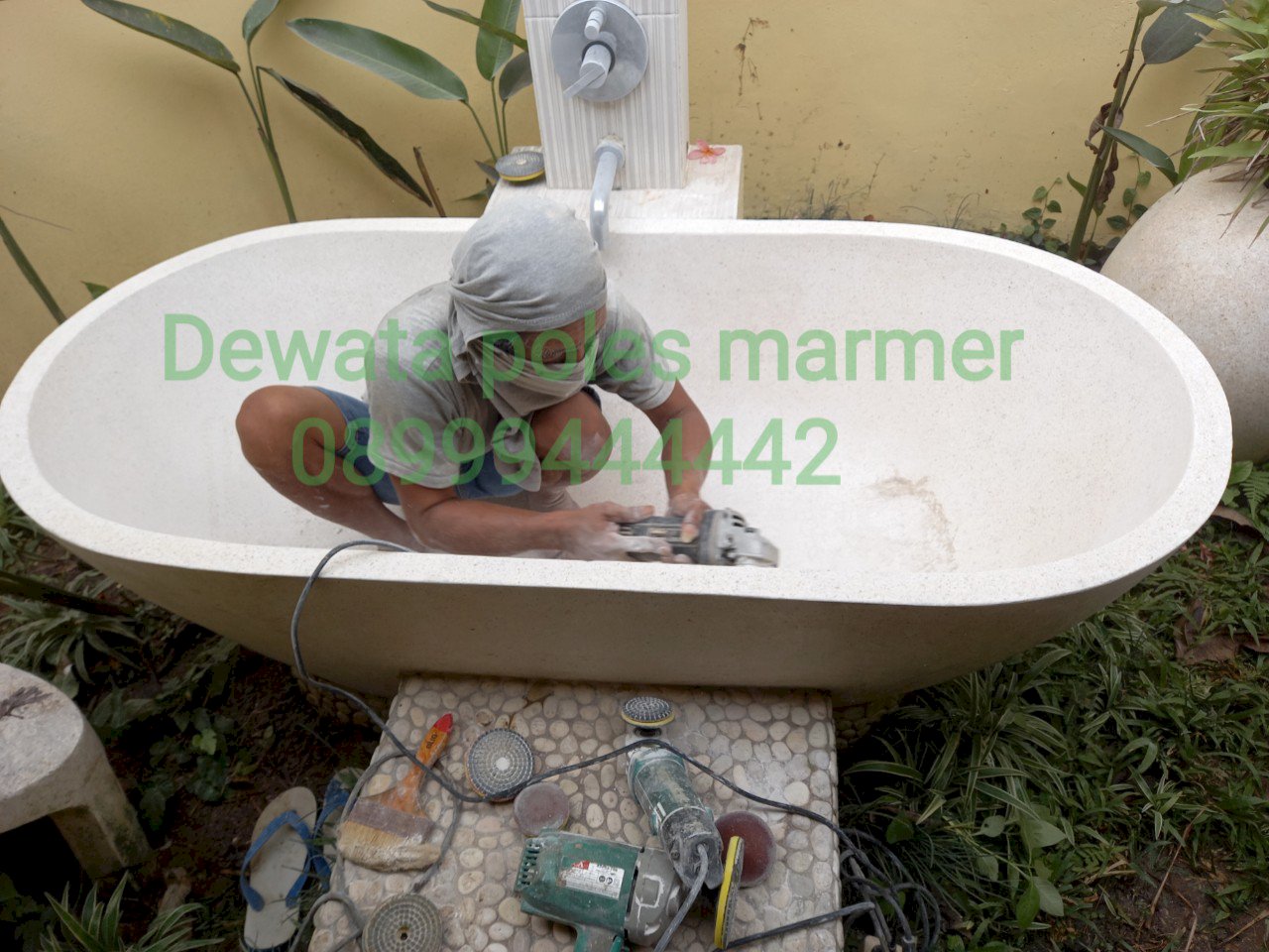 Gal 2 - Poles Jacuzzi dan Bathtub